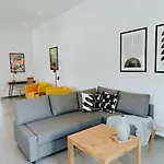 شقة 100 Qm Im Weindorf - Balkon/garage Aspisheim