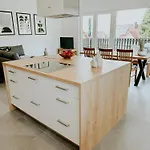 100 Qm Im Weindorf - Balkon/garage