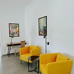100 Qm Im Weindorf - Balkon/garage *