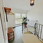 100 Qm Im Weindorf - Balkon/garage شقة *