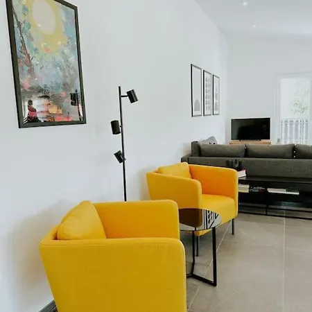 Διαμέρισμα 100 Qm Im Weindorf - Balkon/garage *