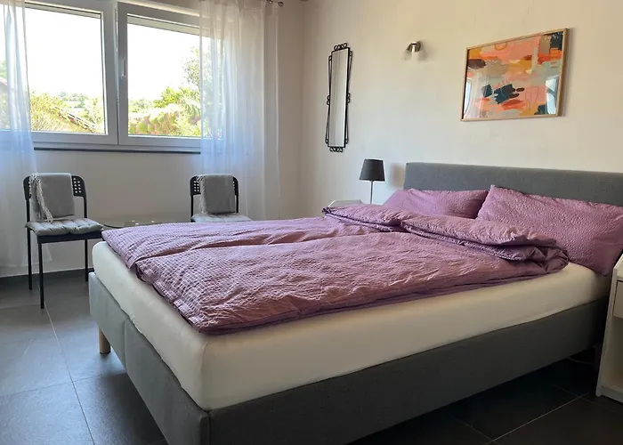 100 Qm Im Weindorf - Balkon/garage Apartment Aspisheim